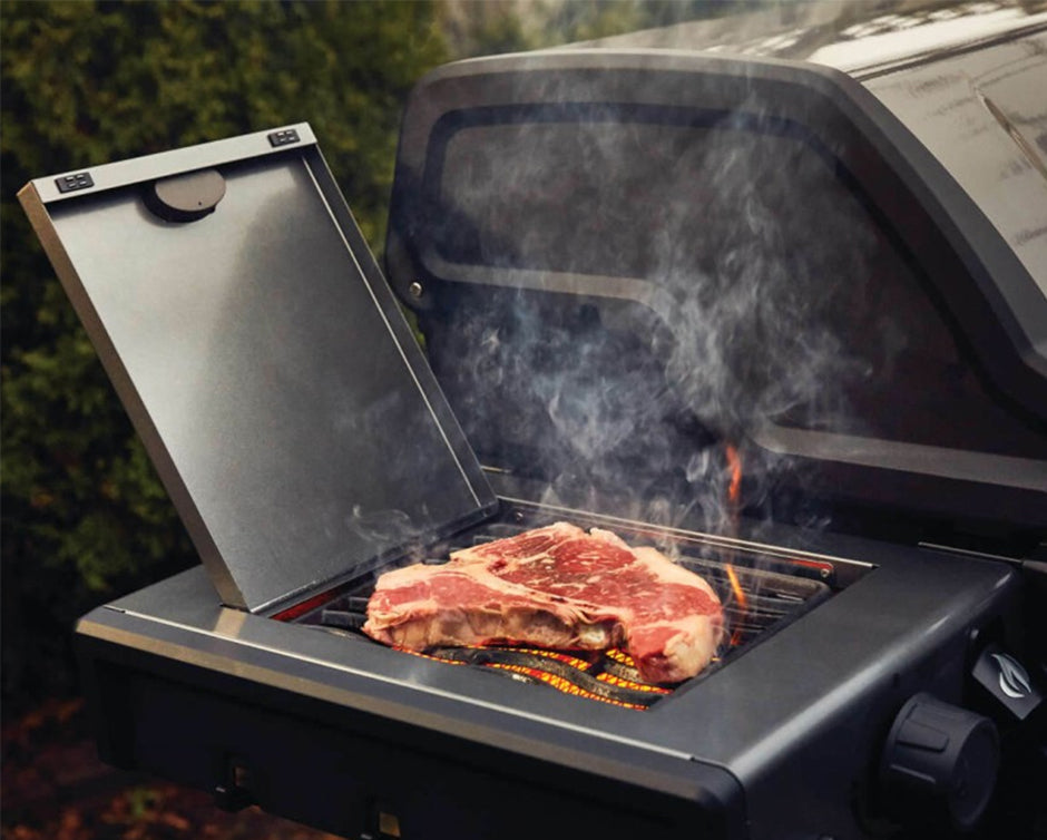 FREESTYLE 365 GAS GRILL with Infrared Side Burner & Front Door