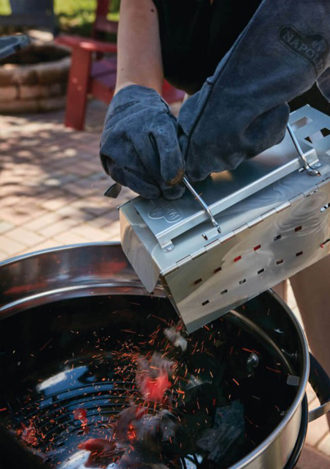 Pro Charcoal Kettle Grill, Black