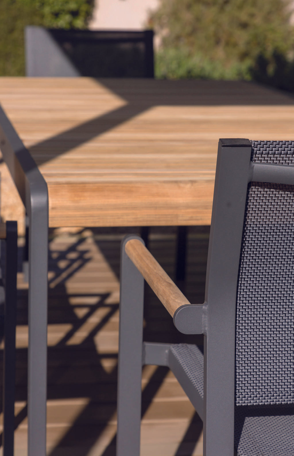 Amber Dining Table Set